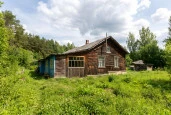 Нежилое здание, площадь 125,6 кв.м с земельным участком площадью 2190 кв.м,: Ярославская область, Угличский район, г. Углич, п. Мебельщиков, д. 19